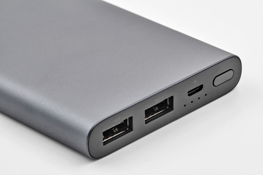 Top baterii externe bune - bloglacumparaturi.ro